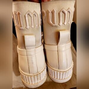 Fenty by Rihanna Chelsea Combat Booties Cream Womens' size 40.5/9.5 EUC